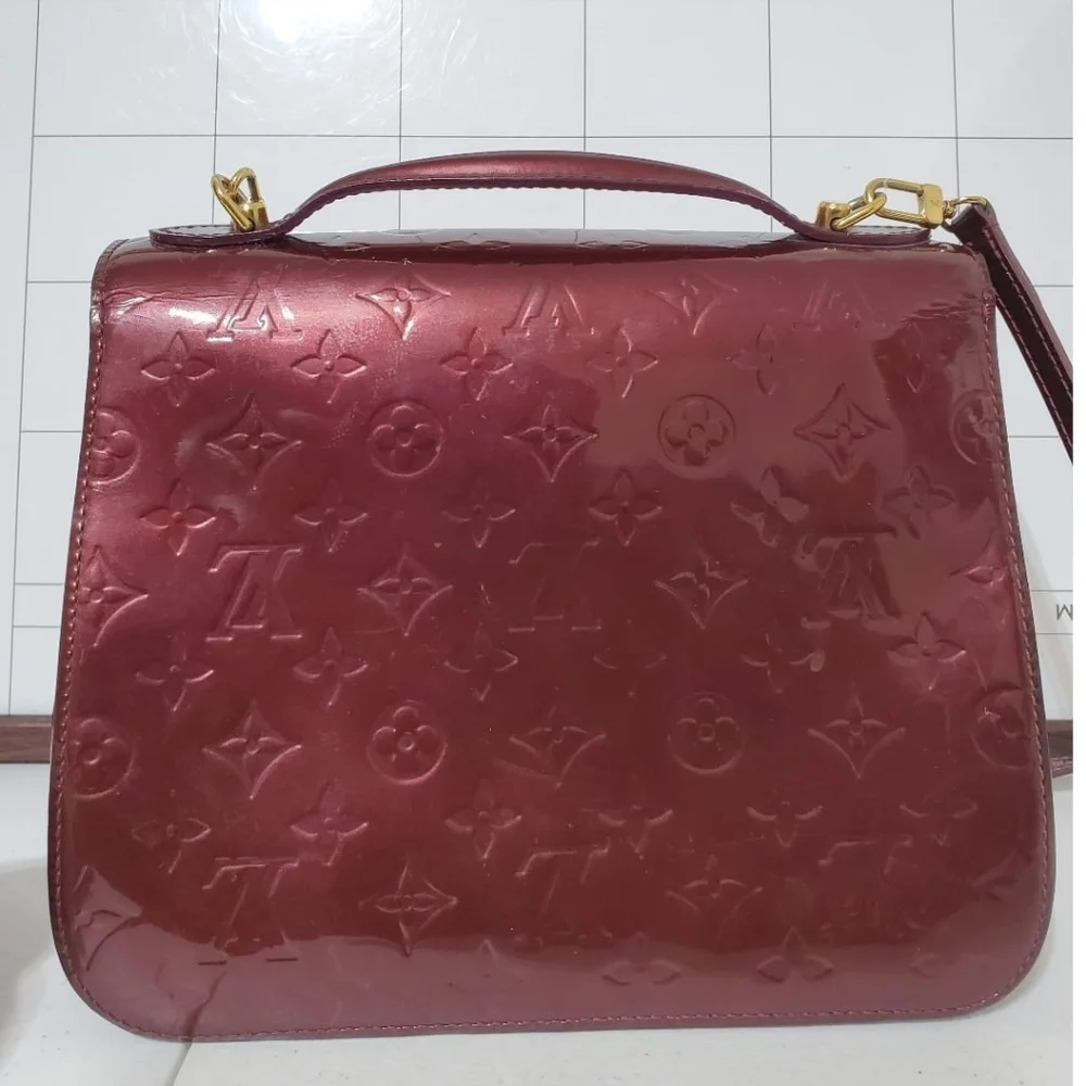 Louis Vuitton Mirada Amarante Vernis Shoul… - Picture 3 of 16